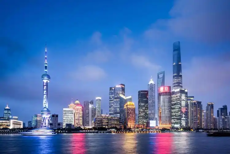 上海十大旅游景点推荐上海必去景点都有哪些(上海必去的十大景点)(图1