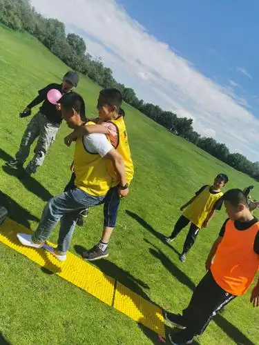 大手牵小手,快乐成长一起走,滨河小学四年级一班暑期亲子活动 - 美篇