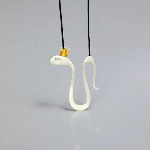 手工可爱卡通皇冠蛇纯银吊坠个性情人节礼物项链