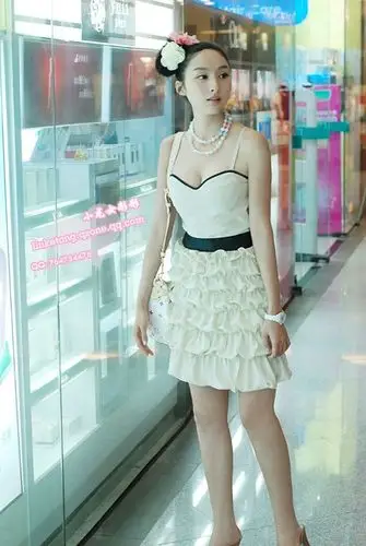 【小龙女彤彤~林柯彤唯美生活照第二辑摄影图片】公主世界人像摄影_小