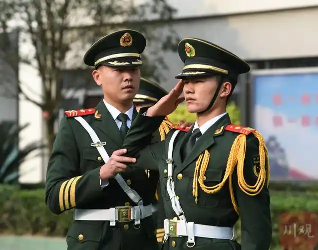 揭秘最高礼遇④近年人数之最武警成都支队30人礼宾队