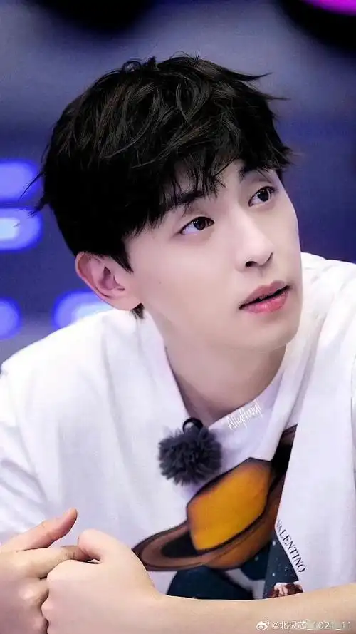 不用看日月你就是星辰,平凡时日 ,因你,才甚是可爱…#邓伦