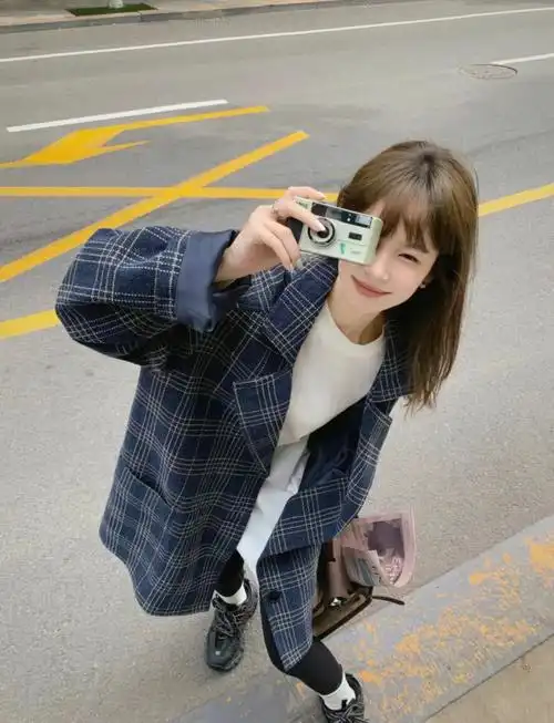 日系俏皮感小个子女生拍照姿势快来学