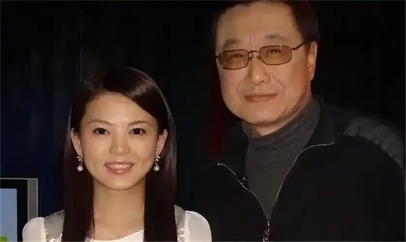 回顾倪萍前夫王文澜被爆抛弃患先天性病的儿子今69岁至今未婚