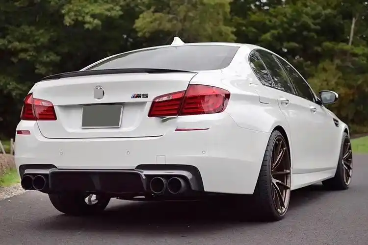 22款宝马5系前唇适用于f10/f18改装m5包围碳纤维前铲侧裙后唇尾翼中网