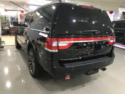 17进口航母级别suv林肯领航员巨献热促