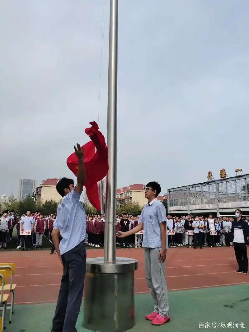 河北唐山丨开滦一中缅怀烈士功绩,赓续精神血脉