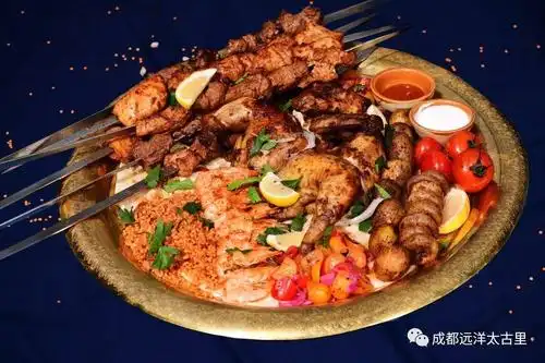 中东菜系的口感和烹饪方法采用种类繁多的香料为主,口味多