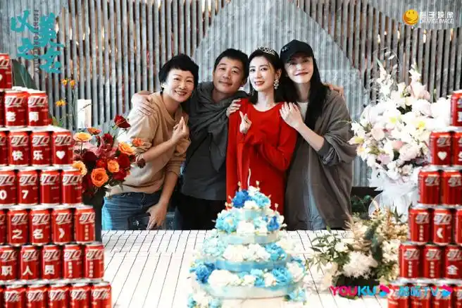 以美之名#周静雯医生@贾静雯生日现场花絮奉上～欢愉且胜意,万事皆可