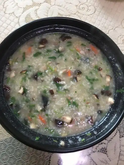 皮蛋瘦肉粥