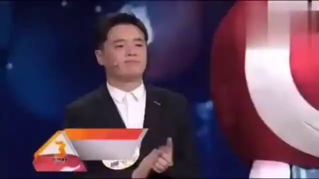 电影#可奇模仿刘德华相似度太高了,深情翻.