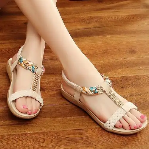 新款度假平底凉鞋女夏2020新款波西米亚简约平跟凉鞋一字扣女鞋子