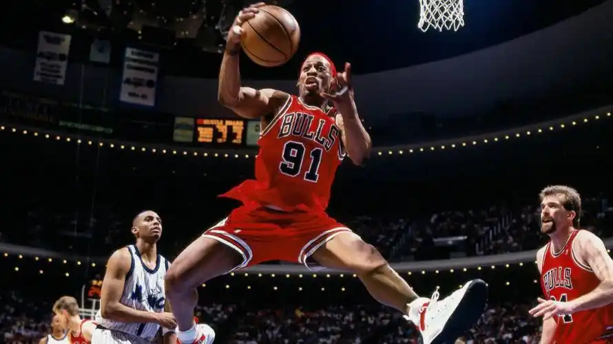 罗德曼浑身都是戏