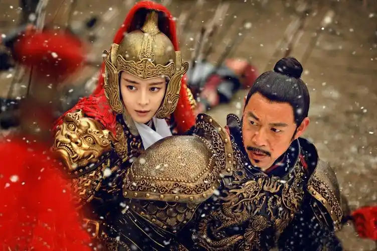 巾帼不让须眉盔甲造型的赵丽颖马思纯热巴等pk谁更美