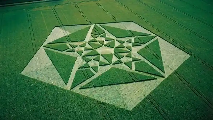 神秘的麦田怪圈真相是什么是人类恶作剧还是外星人的标记