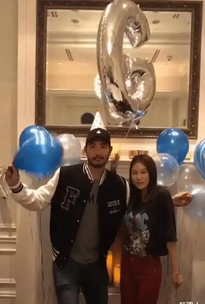 高以翔36岁冥诞,苏湘涵晒多张亲密照,有人说她的图片是p图_女友_身份