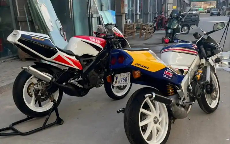 这台1994年的本田nsr250 pgm4终于让我唤醒啦!