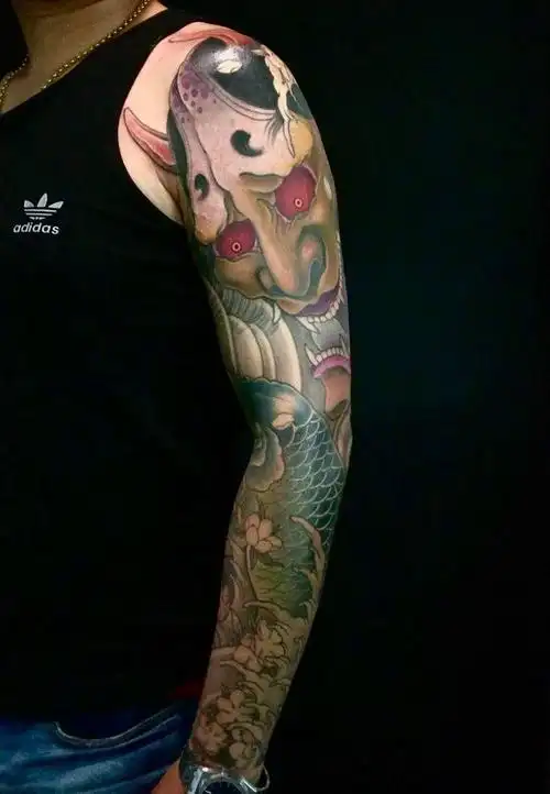 般若与锦鲤纹身图片_成品手稿手臂传统原创般若锦鲤纹身图案