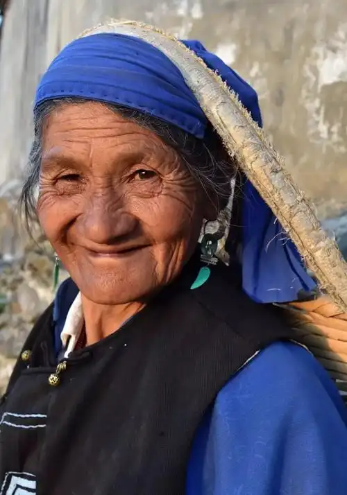 羊羊的美篇《老人的笑脸》