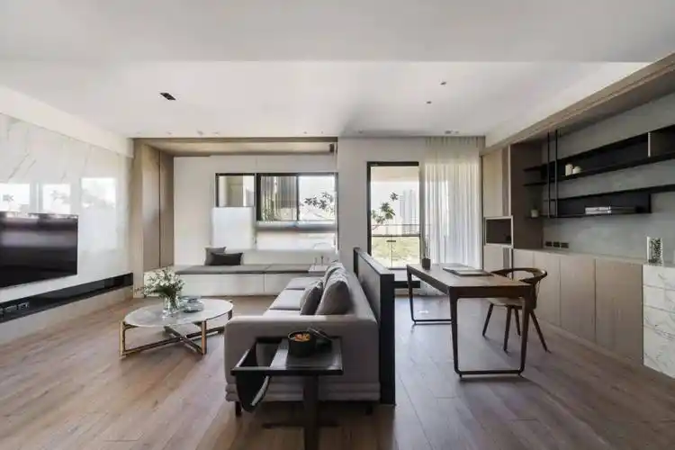 大横厅让我们康康豪宅