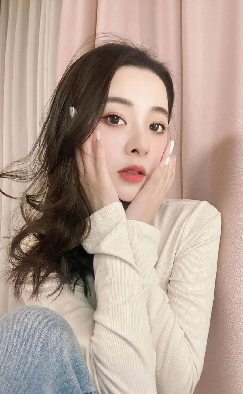 刘芷微美拍图集