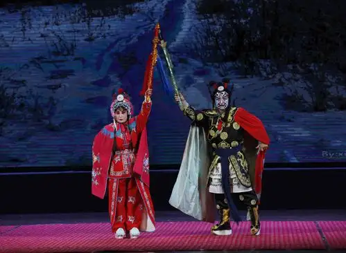 上党落子杨七娘在潞州剧院上演