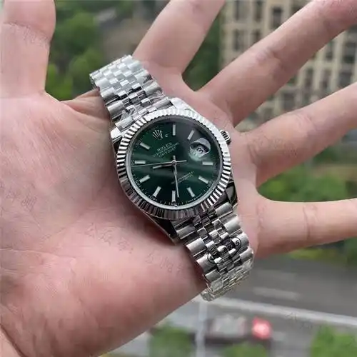 新款绿盘41mm劳力士日志寓意绿码在手