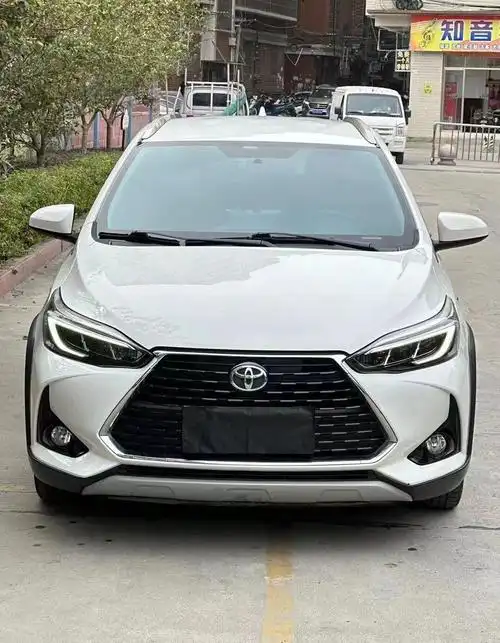新到21年丰田致炫x 1.