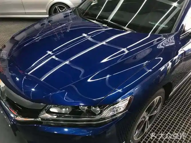 汽车车身漆面(汽车车身越坚硬越安全)