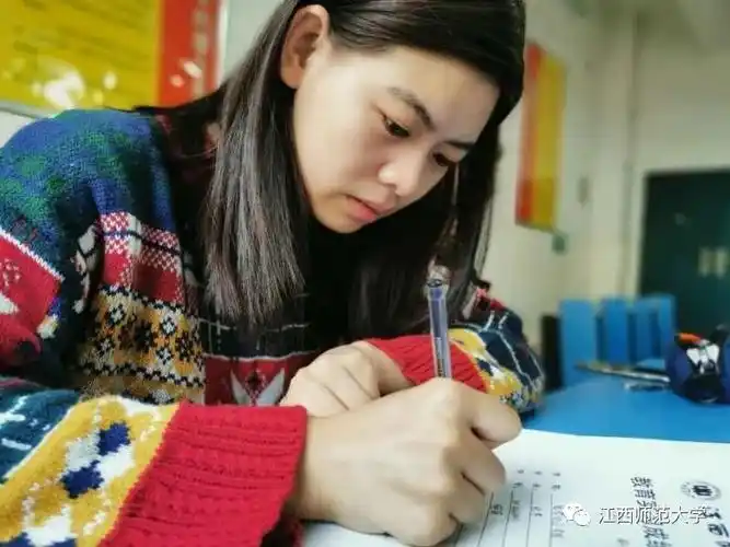 师大人物志 | 江西最美大学生,校十佳大学生何萌