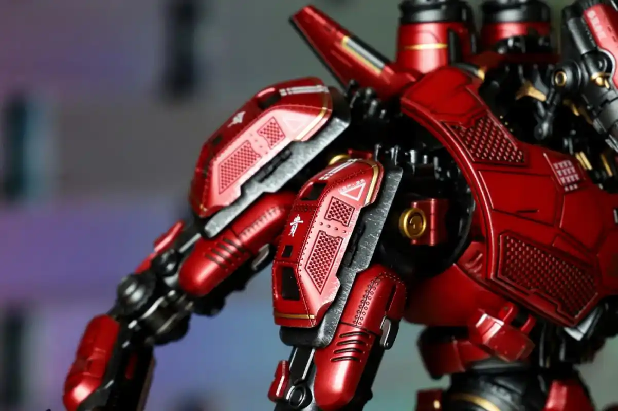 电影《环太平洋》正版授权的暴风赤红合金可动涂装完成品到货,高度约