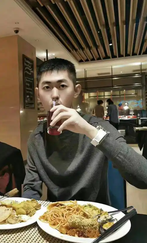 闫震写真合集_齐齐哈尔_中国_毕业