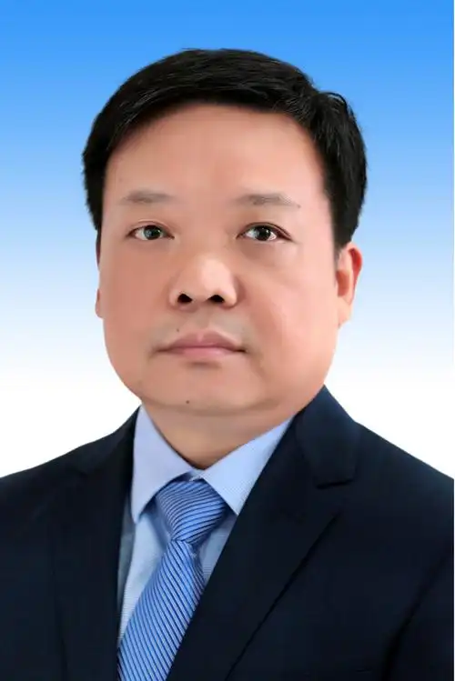 德阳市委书记靳磊