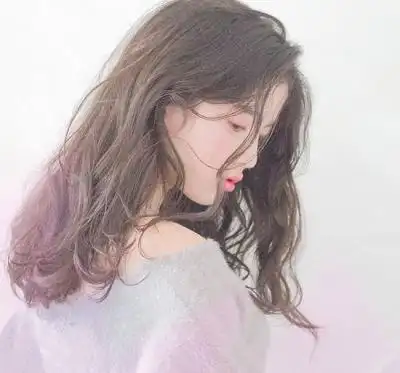 卷发发型图片中长发一波气质的中长卷发来袭