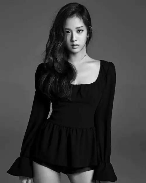 金智秀与男友安普贤分手距两方官宣恋情仅过去三个多月