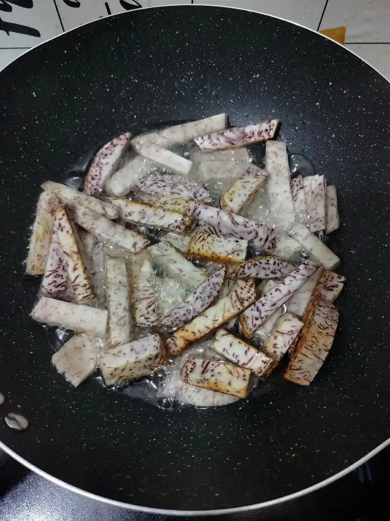 很好吃的反沙芋头啊做法也挺简单的