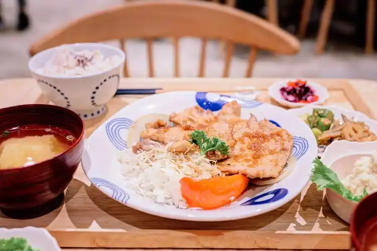 新竹柚子pomelos home |日本家庭料理主厨结合九州瓷器,为你盛装上菜