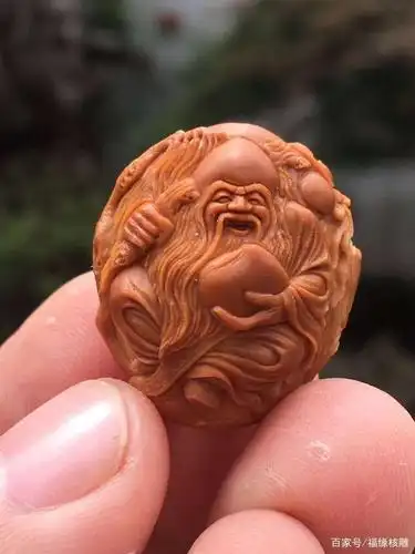 《风景八星报喜》橄榄核雕精品赏析