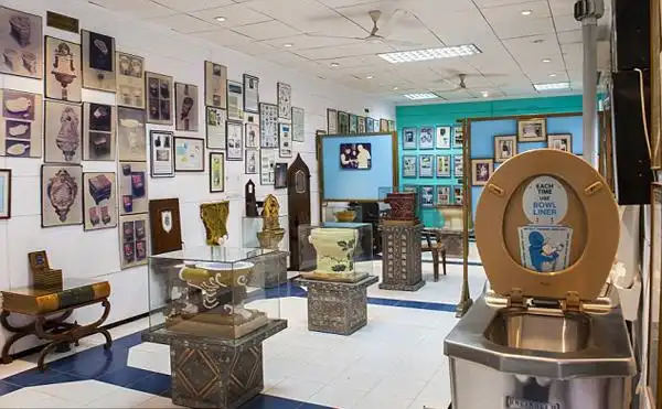 揭秘印度匪夷所思的厕所博物馆