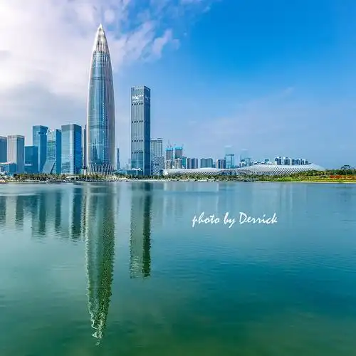 2019春节第一站深圳标志建筑 "春笋" "春茧"