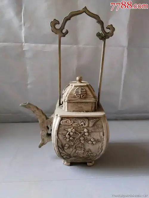 四方白铜茶壶水壶一看就是个仿品谨慎拍_价格120元_第1张