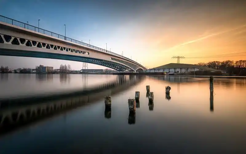 壁纸 柏林,德国,桥梁,河流,城市,电力线路,日落