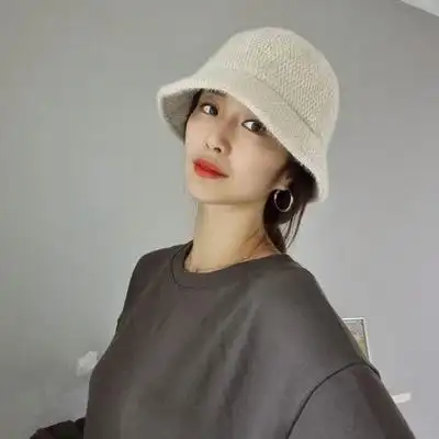 子女冬季保暖短檐小脸日系百搭韩国大门代购圆顶可爱毛绒盆帽帽子