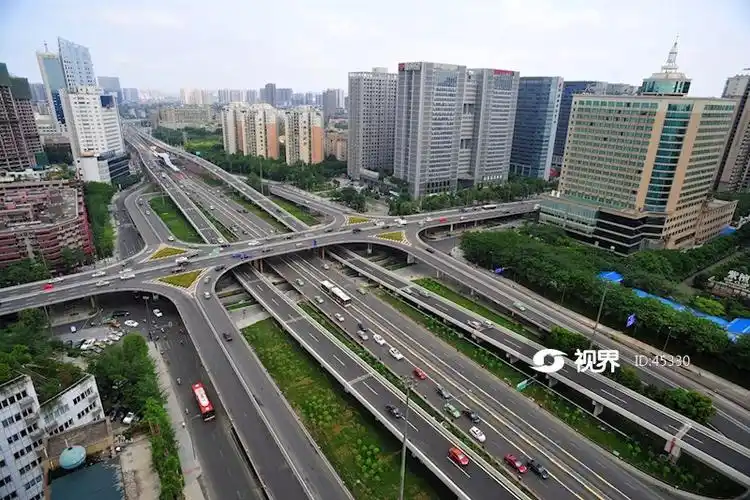 俯拍成都二环路人南立交桥全景