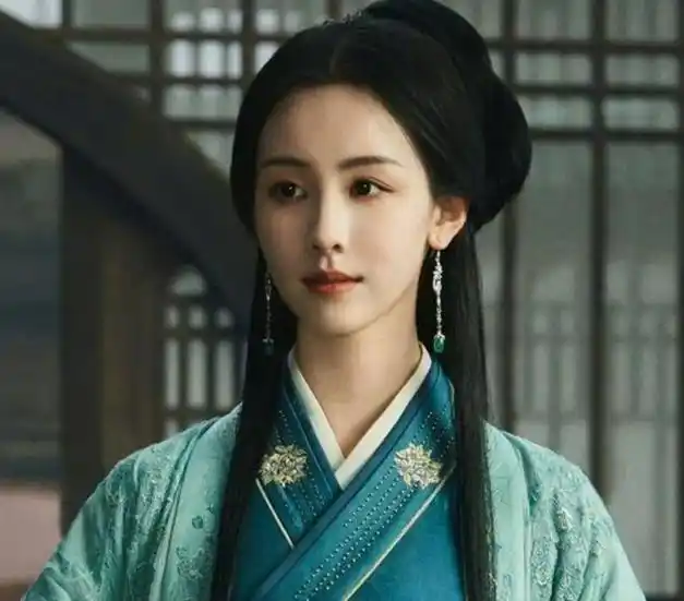 陈都灵花千骨一上映被骂了7年的刘亦菲终于松了一口气