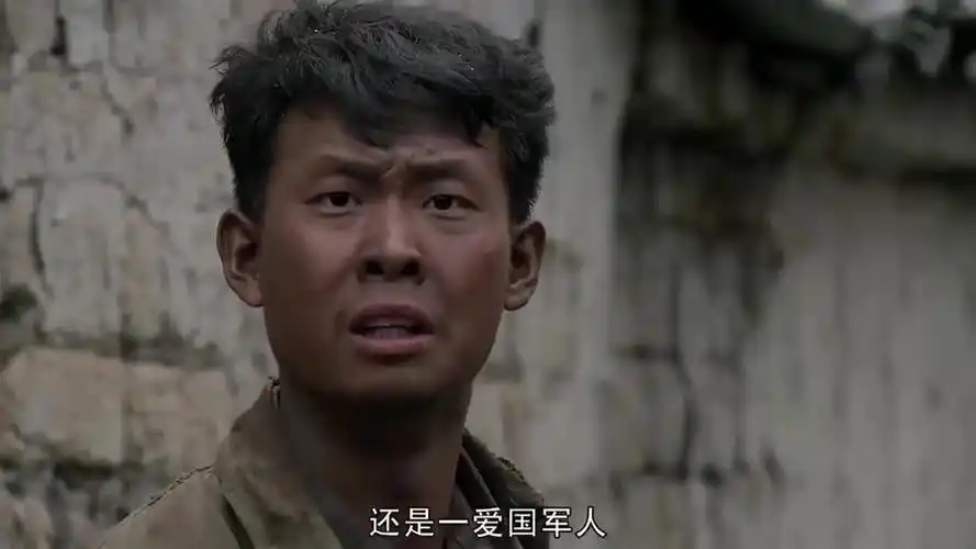 我的团长我的团孟烦了偷小贩粉条还振振有词也真是没谁了