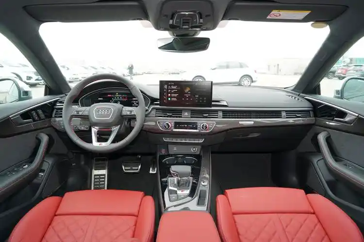 2022款 奥迪s5 3.0t sportback内饰