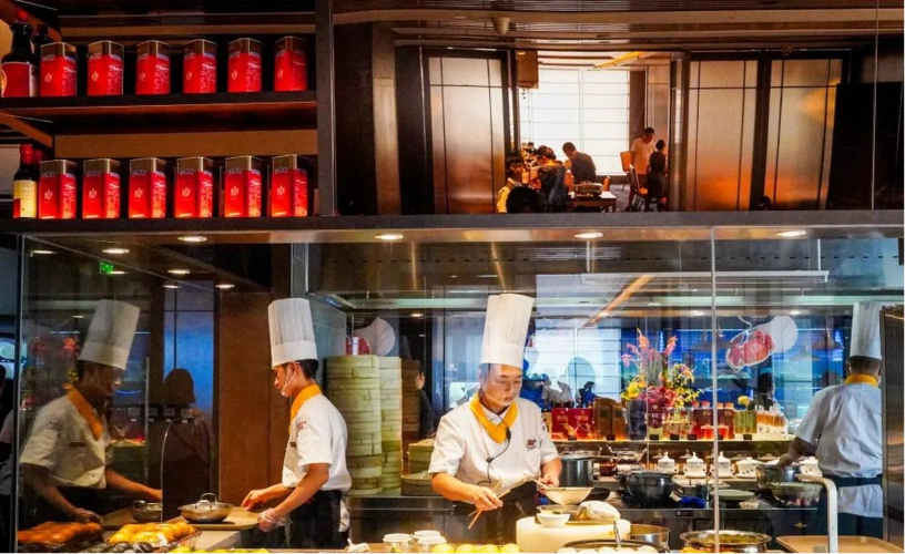 探店|长沙打卡新地标,被安利了无数次的徐记海鲜开新店啦!_包厢