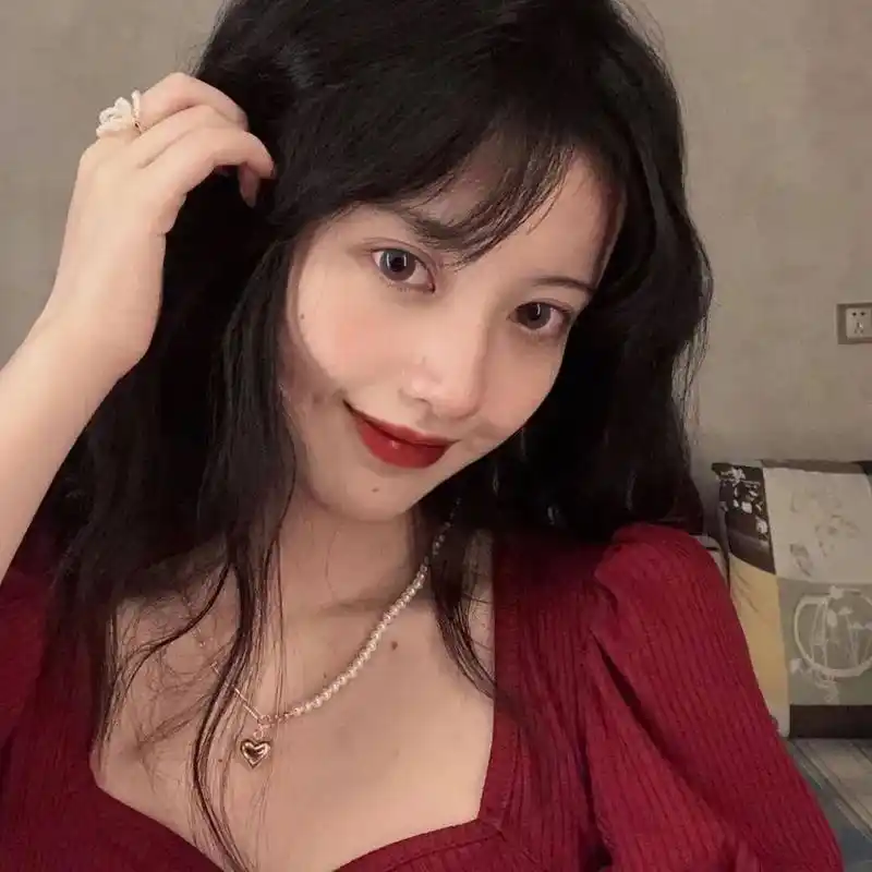 系列头像突然觉得把喜欢的东西分享给不懂的人是一种自取其辱式的孤独