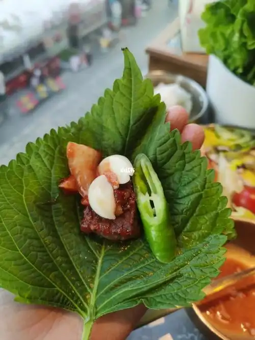 坐车五十分钟只为了有苏子叶的烤肉店我非常虔诚#猪瘾